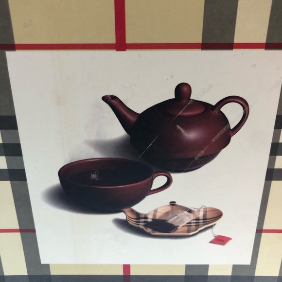 3 Piece Tea Set Plaid tea rest in box - Picture 2 of 13